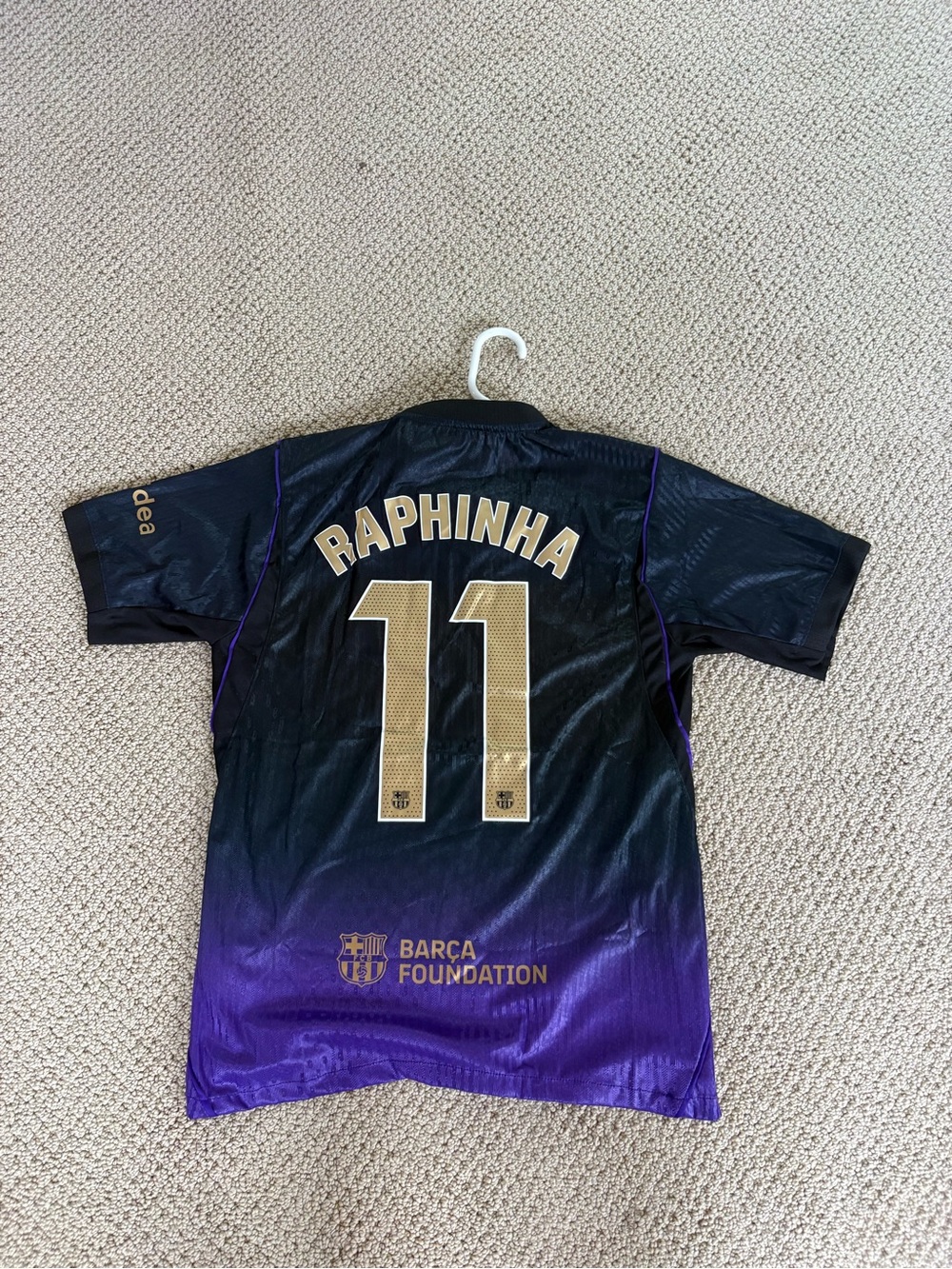 Raphinha Barca 26-27 away jersey (M)